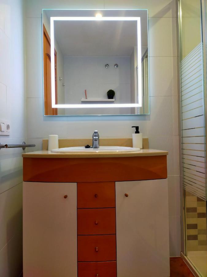Apartament Geminis Wifi Parking Free ตอสซาเดมาร์ ภายนอก รูปภาพ
