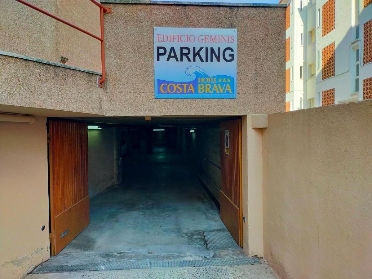 Apartament Geminis Wifi Parking Free ตอสซาเดมาร์ ภายนอก รูปภาพ